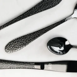 Frost Onyx bestikk 16 deler svart