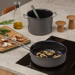 Grey Line gryte 2,5L 16 cm keramisk Slip-Let