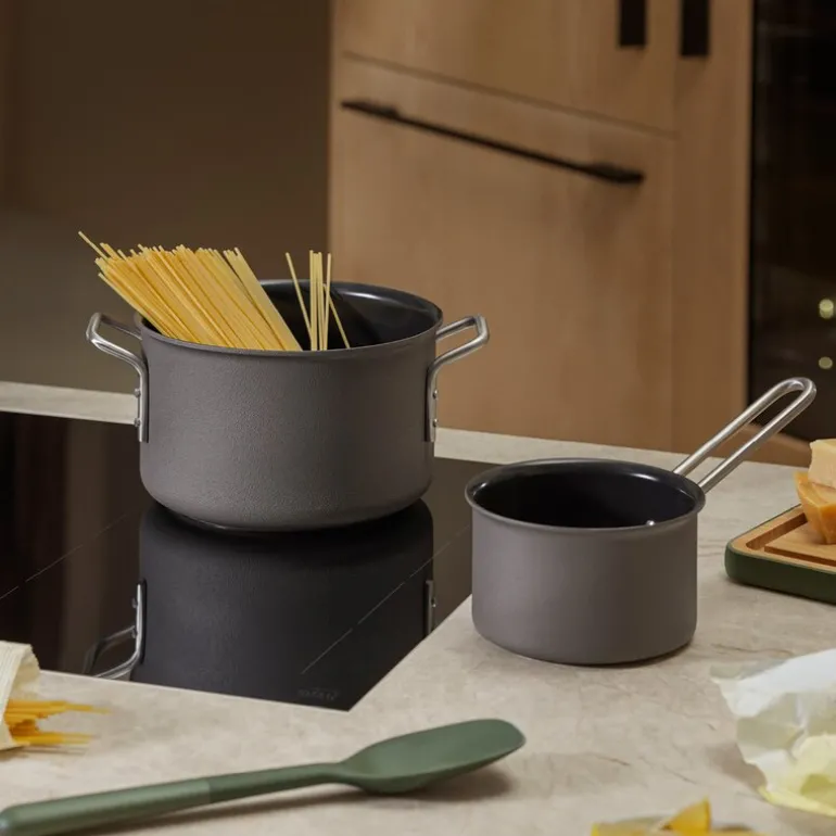 Grey Line gryte 3,8L 20 cm keramisk Slip-Let