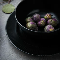 Groovy stentøy frokost tallerken 21 cm svart