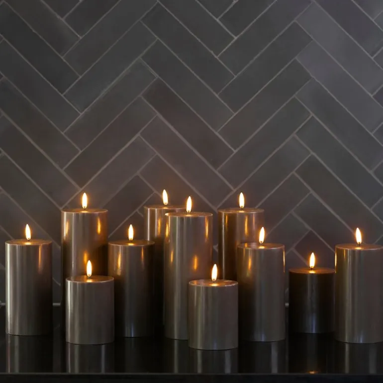 Halvor Bakke LED kubbelys 7,8x10 cm koksgrå