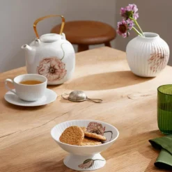 Hammershøi Poppy skål på stett 16 cm hvit m/dekor