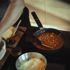 Hard Face keramisk traktørpanne m/lokk 24 cm