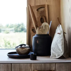 Hazel eggeglass svart