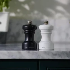 Hoxton saltkvern 10 cm matt hvit