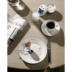 Hvit Riflet tallerken 2x22 cm