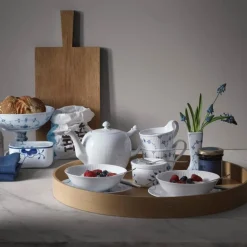 Hvit Riflet tekanne m/lokk 1L