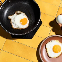 Hybrid stekepanne 20 cm sølv/svart