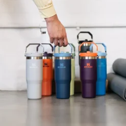 Iceflow flip straw tumbler termoflaske 0,89L ash