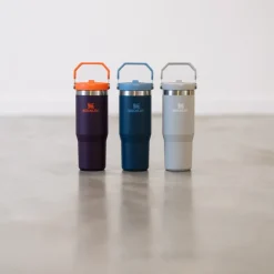 Iceflow flip straw tumbler termoflaske 0,89L ash