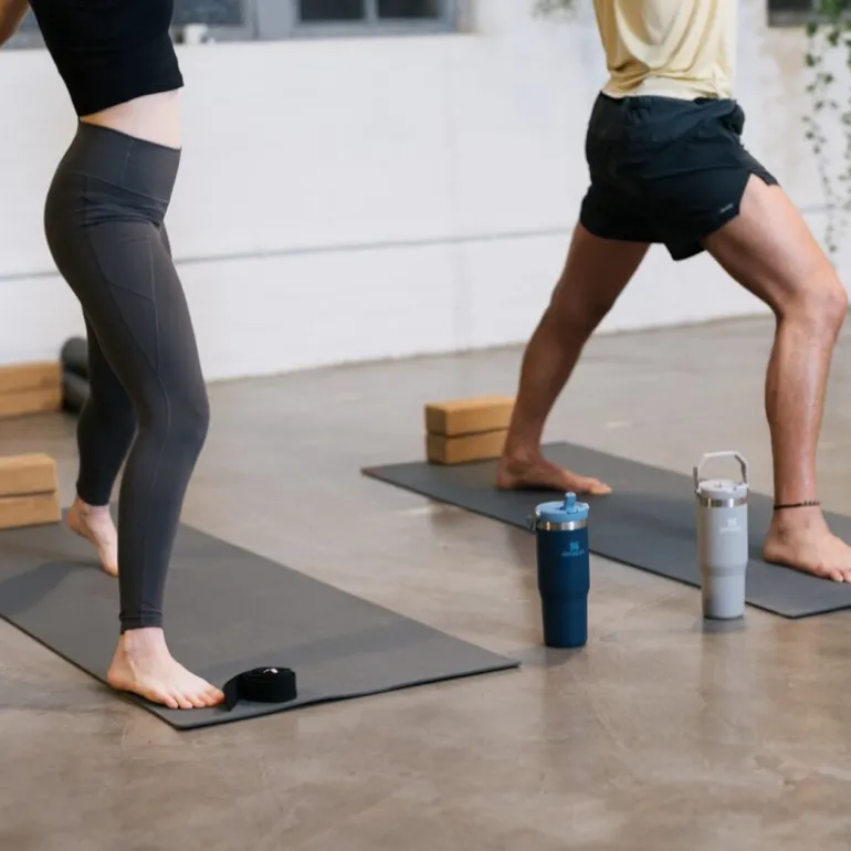 Iceflow flip straw tumbler termoflaske 0,89L blå