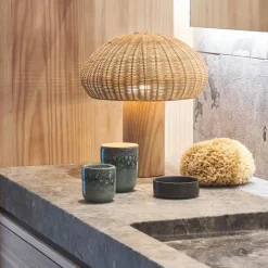 Iris duftlys 8x9,5 cm rapsvoks grønn