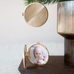 Julepynt medaljong m/fotoramme 7x7 cm i våre hjerter gull