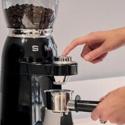 Kaffekvern CGF11 350 g svart