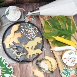 Kakestrø dinosaur 55 g multi