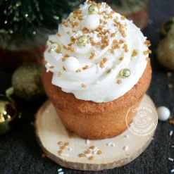 Kakestrø små kuler 80 g hvit/gull/sølv