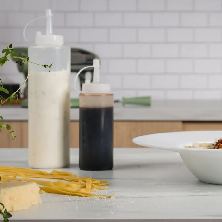 Kitchen Things dressingflaske 0,2L hvit