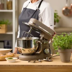 Kjøkkenmaskin 800W latte