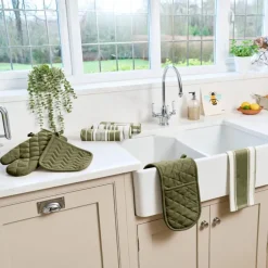 Love Colour stripet kjøkkenhåndkle 70x45 cm olivengrønn