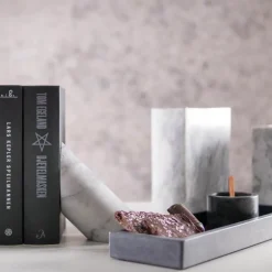 Marmaros lysestake 15 cm hvit