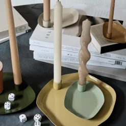 Mie lysestake medium 16x18 cm grape leaf green