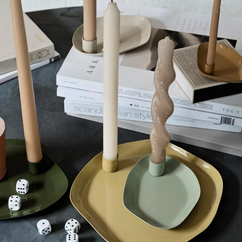 Mie lysestake medium 16x18 cm grape leaf green