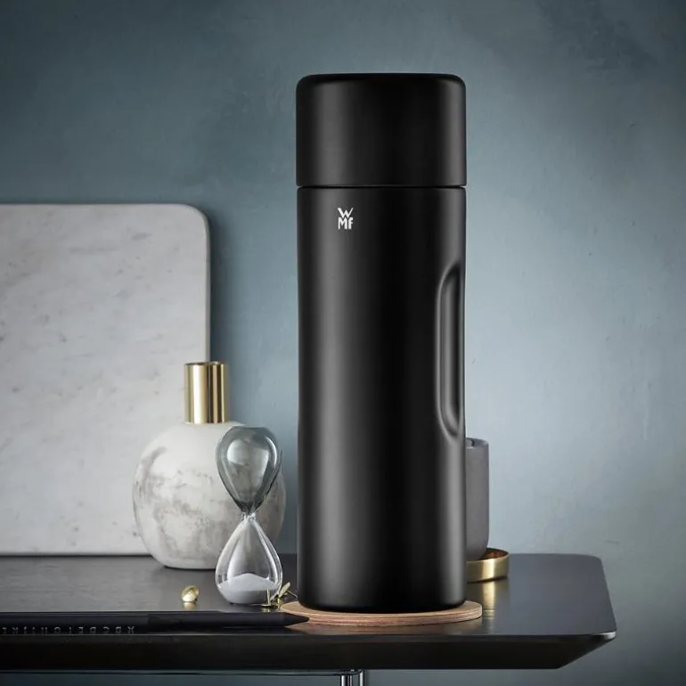 Motion vakuumflaske 0,75L svart