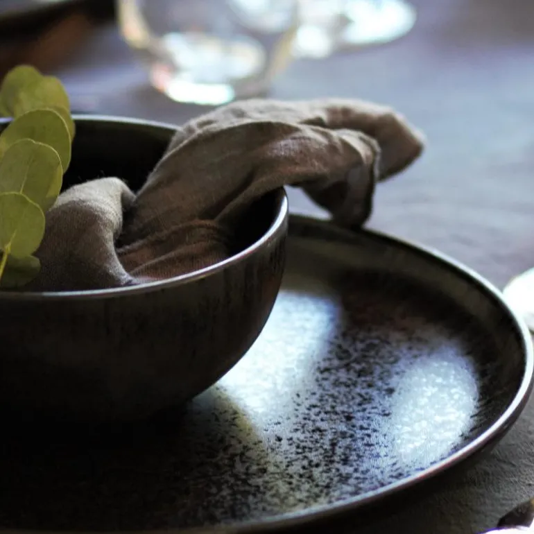 Mörke tallerken 27 cm