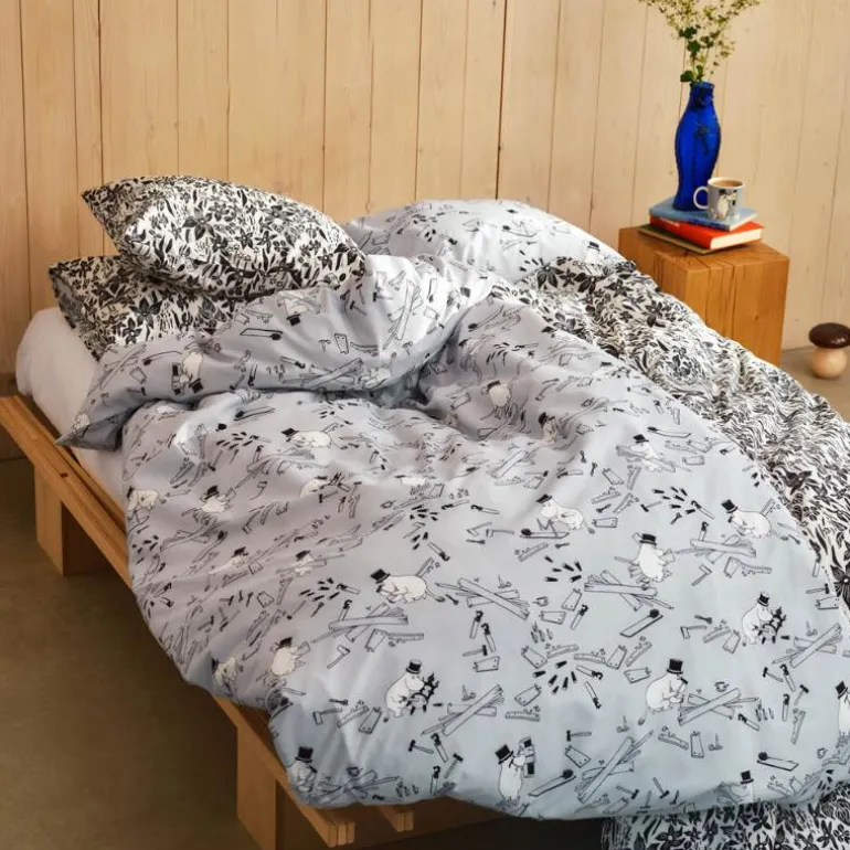 Mummi sengetøy 140x200 cm Lilje svart/hvit