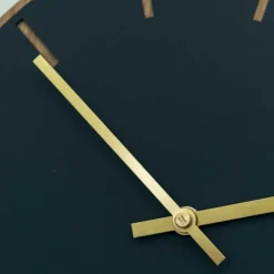 Nero veggklokke 28 cm svart linoleum m/kopper viser