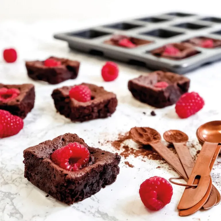 Non-stick bakeform for 12 stk brownies