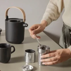 Nordic Kitchen te-termokanne 1L svart