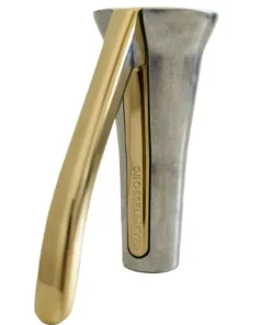 Nøtteknekker i zink m/gull