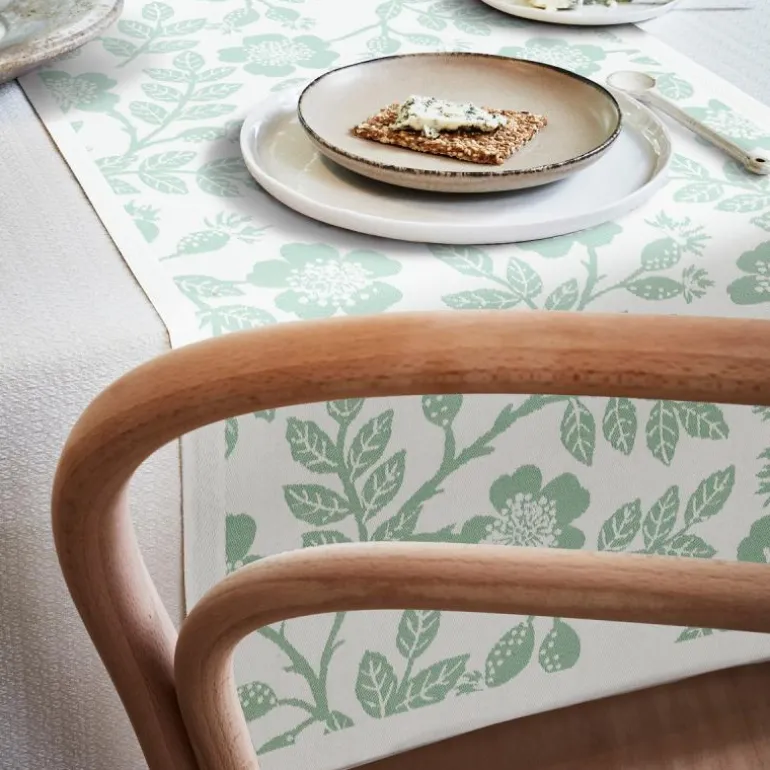 Nyponros bordløper 35x120 cm grønn