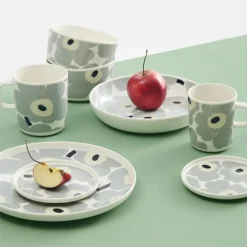 Oiva unikko tallerken 25 cm hvit/grå/sand/mørkblå