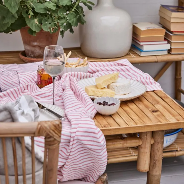 Olivia duk 220x140 cm hvit/mørk korall