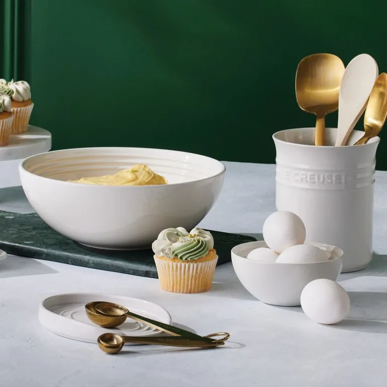 Oval gryteskjeholder white