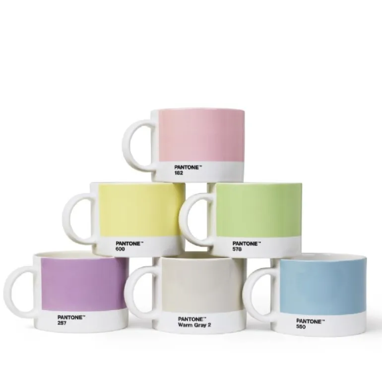 PANTONE tekopp med hank 47,5 cl lys gul