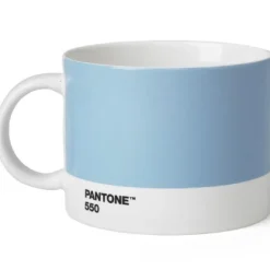 PANTONE tekopp med hank 47,5 cl lys blå