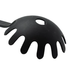 Pastaskje nylon 26 cm svart