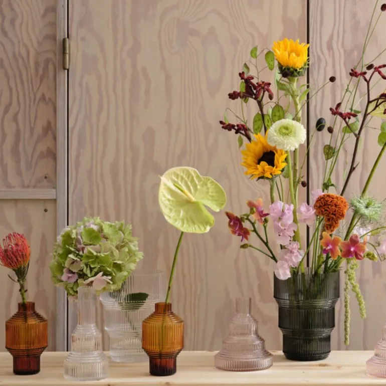 Pavilion vase 13,4 cm dark amber