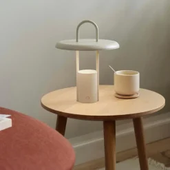 Pier bærbar LED lampe 25 cm sand