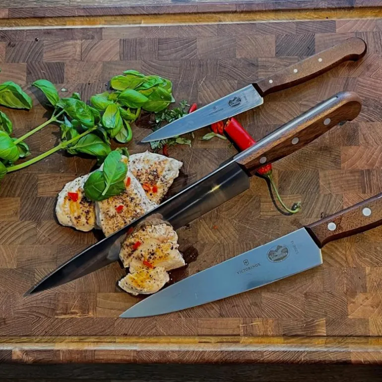 Pine knivsett 3 deler brun