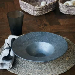 Pion pastatallerken 25 cm svart/brun