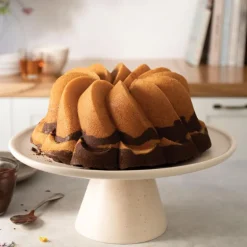 Pirouette Bundt® bakeform 2,4L gull