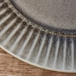 Pleat asjett 22 cm grå/brun