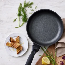 Plissé tallerken flat 20 cm hvit