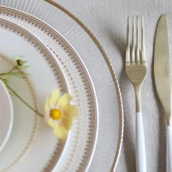 Plisse dekketallerken 33 cm klar/gull