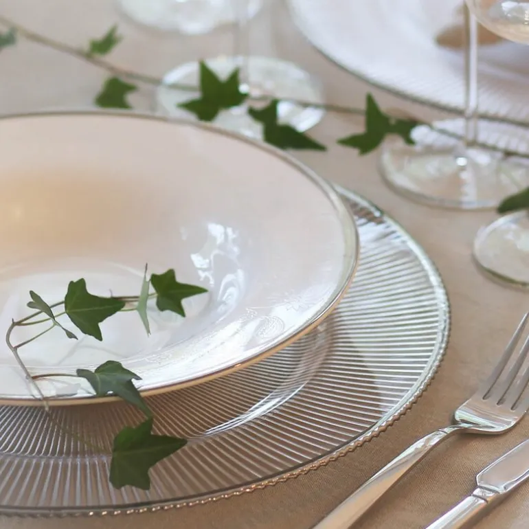 Plisse dekketallerken 33 cm klar/sølv