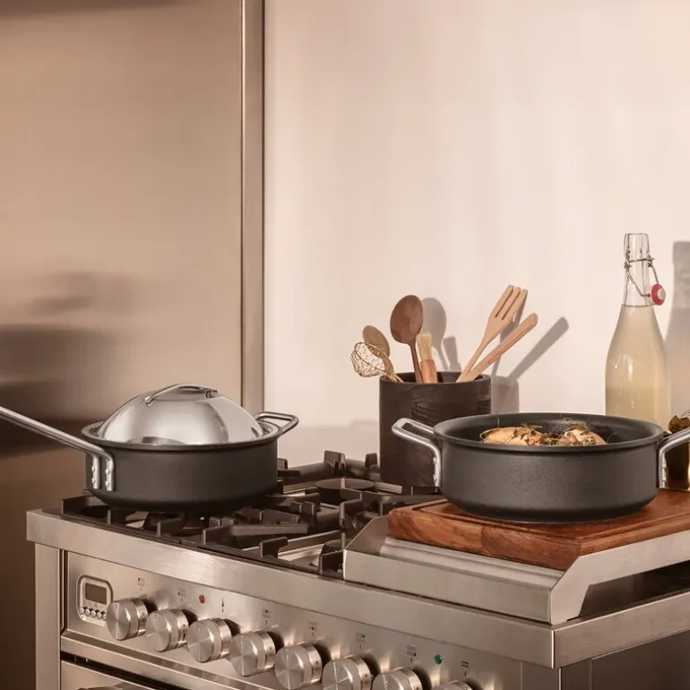 Professional traktørpanne 24 cm stål